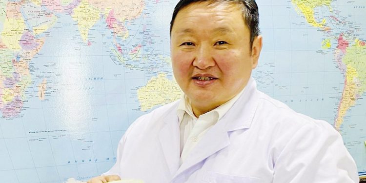 Н.Тэгшбаяр: Монголын парламент ураны гэрээг байгуулснаар шинжлэх ухаан ялж, популизм ордны баруун хаалган дээр үлдсэн