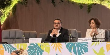 Малчин монгол эмэгтэй цөлжилтийн сүүдрийг дэлхийд дуулгалаа