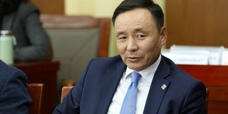 Д.Жаргалсайхан: Ажлаа хийж чадахгүй Засгийн газрыг хүчээр байлгаад байх хэрэггүй