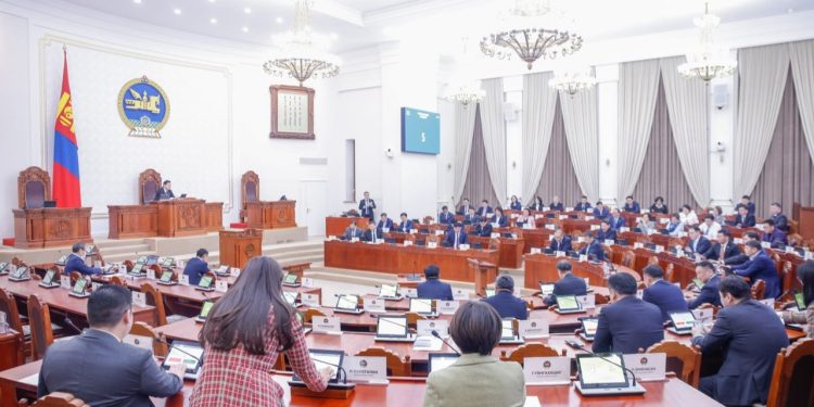 Эрүүгийн хэрэг хянан шийдвэрлэх процессын хуульд өөрчлөлт оруулав