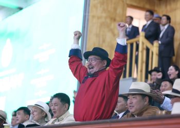 Г.Занданшатарын улс төр “допинг”-гүй байсан гэхэд хэцүү