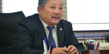 Д.Дамба: Хайгуулын лиценз олголт 14 жил хаалттай байлаа. Ингээд гацаачихаар хэдэн Оюу толгой байгааг мэдэхгүй шүү дээ